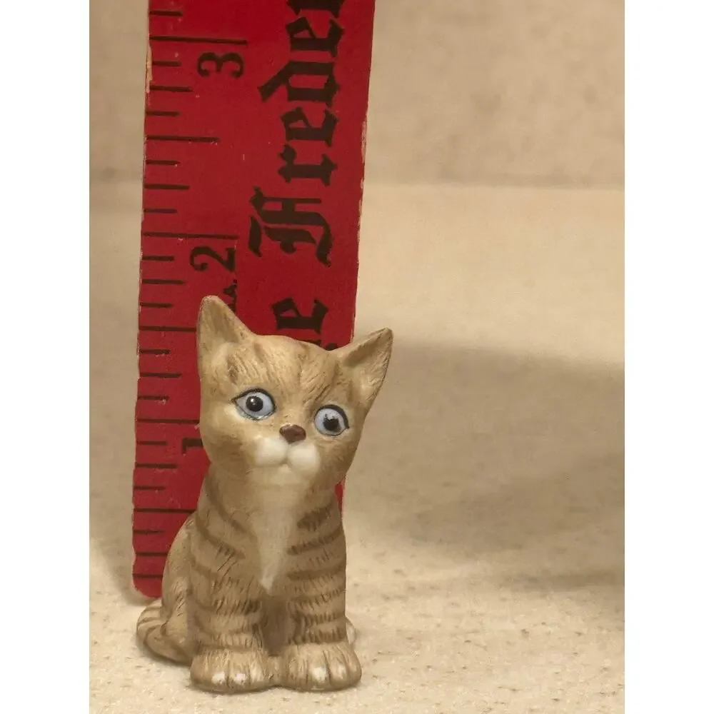 Giordano Miniature Ceramic Figurine Trinket Tabby Cat Kitty 1986